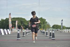 BIB: 396
                            <button type="button" onclick="openModal(4911559)" class="btn btn-primary btn-sm float-right btn-popup" data-toggle="modal" data-target=".modal-high-quality">
                        <i class="fas fa-shopping-cart"></i> Add to Cart
                    </button>
                                            <button type="button" onclick="isThisMe(4911559, true)" class="btn btn-success btn-sm float-right btn-popup btn-isme hidden" data-toggle="tooltip" data-placement="bottom" title="นี่คือรูปของคุณใช่ไหม คลิกที่นี่เพื่อเอาเข้าอัลบั้ม">
                        <i class="fas fa-plus"></i> Add to album
                    </button>
                    <button type="button" onclick="isThisMe(4911559, false)" class="btn btn-warning btn-sm float-right btn-popup btn-isnotme hidden">
                        <i class="fas fa-ban"></i> Remove from album
                    </button>